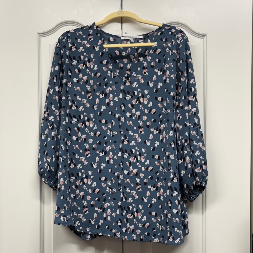 Collective Concepts Teal and Pink Patterned Blouse